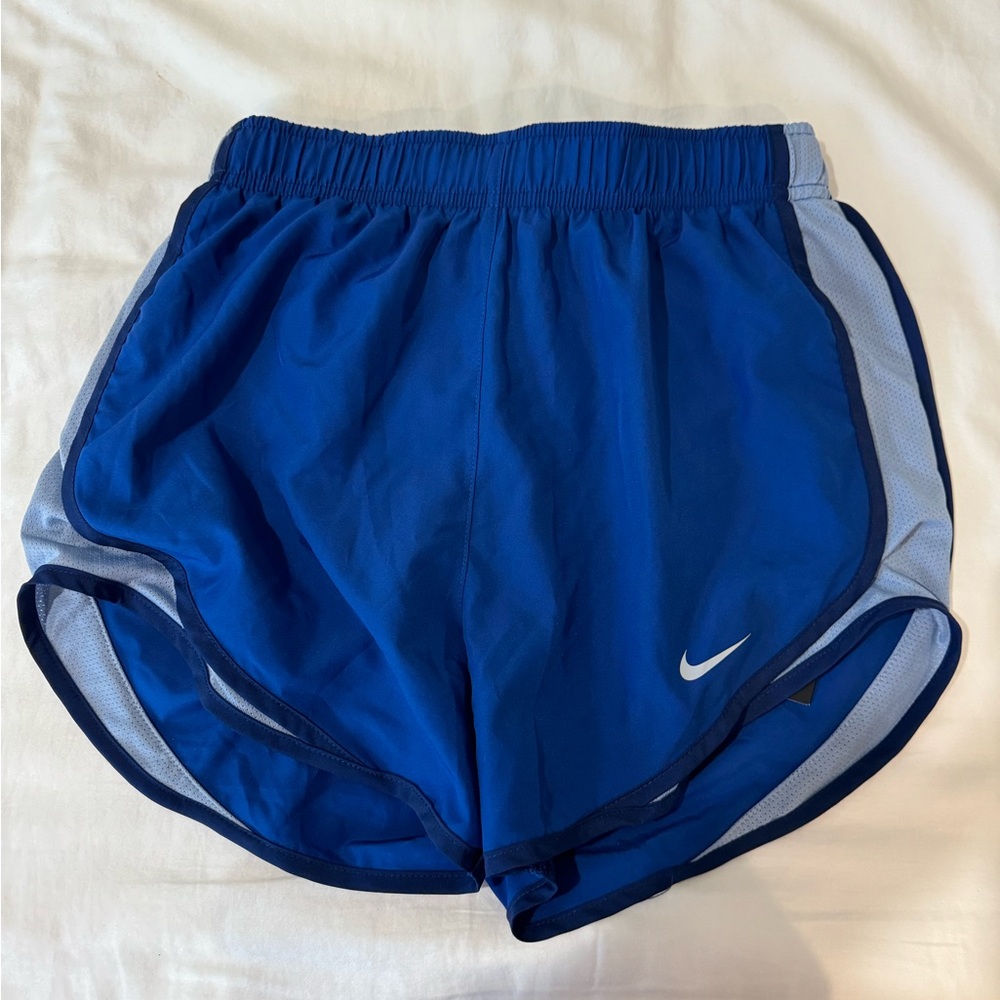women’s nike shorts